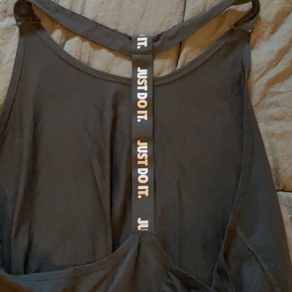 Nike dri-fit tank top - Picture 3 of 4